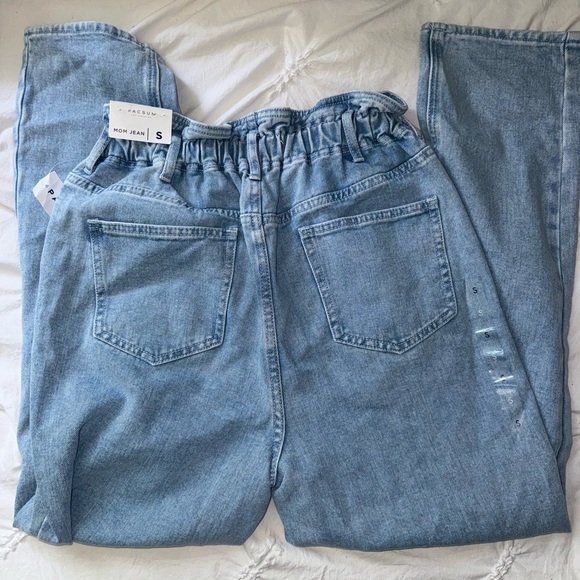 NWT Pacsun Paperbag Mom Jeans - Size Small - Picture 4 of 5